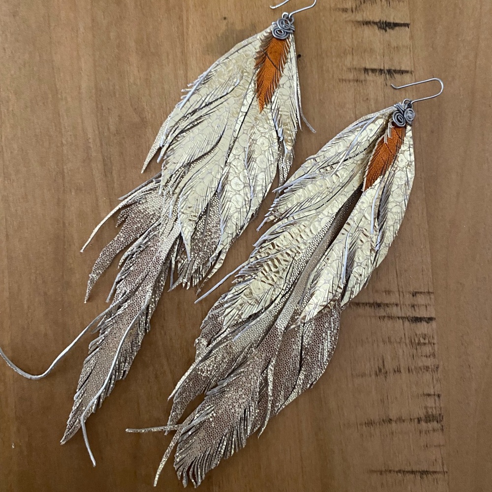 Leather earrings